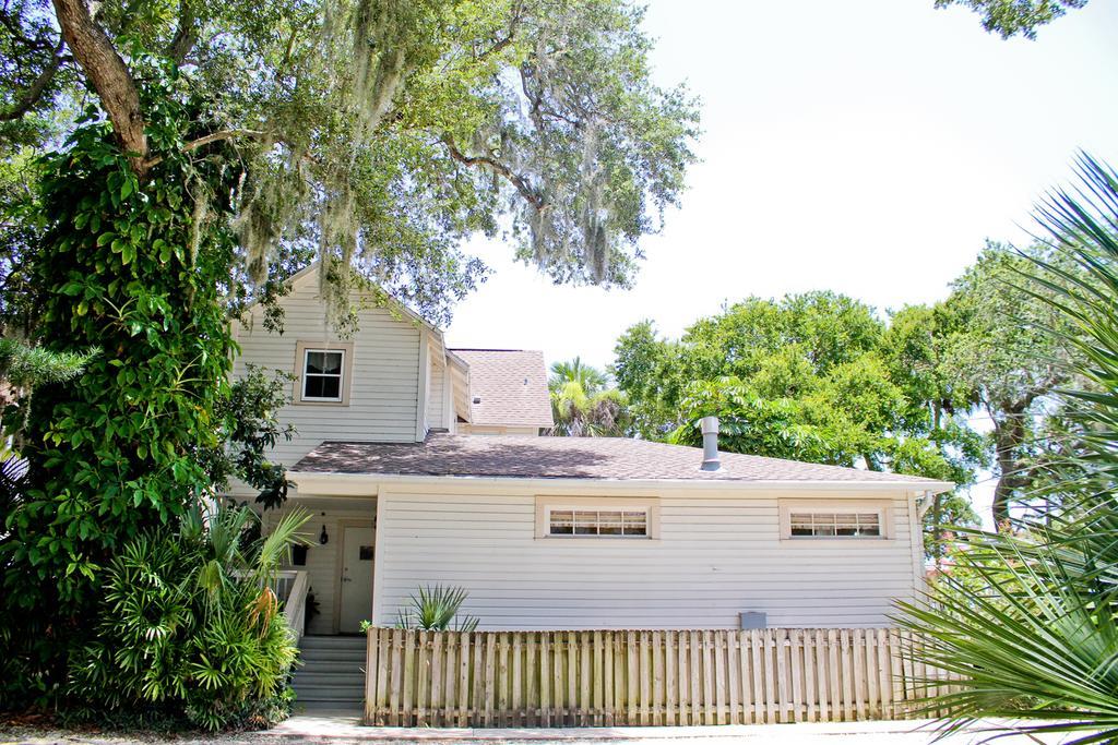 Night Swan Intracoastal Bed & Breakfast New Smyrna Beach Ngoại thất bức ảnh