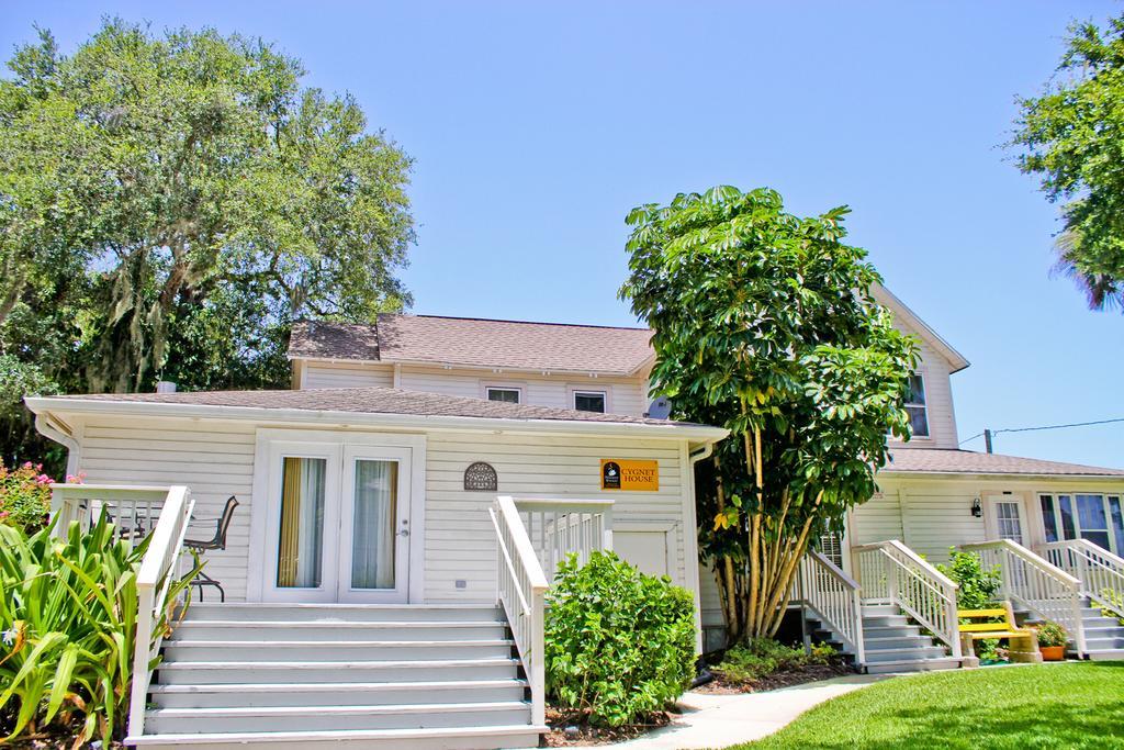 Night Swan Intracoastal Bed & Breakfast New Smyrna Beach Ngoại thất bức ảnh