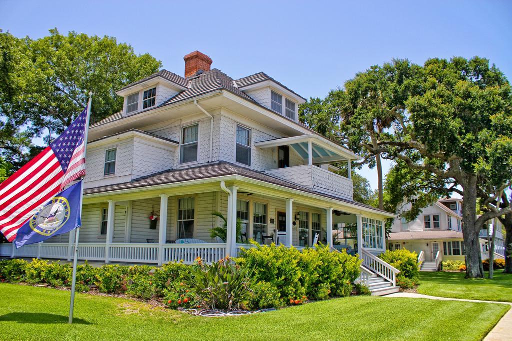 Night Swan Intracoastal Bed & Breakfast New Smyrna Beach Ngoại thất bức ảnh