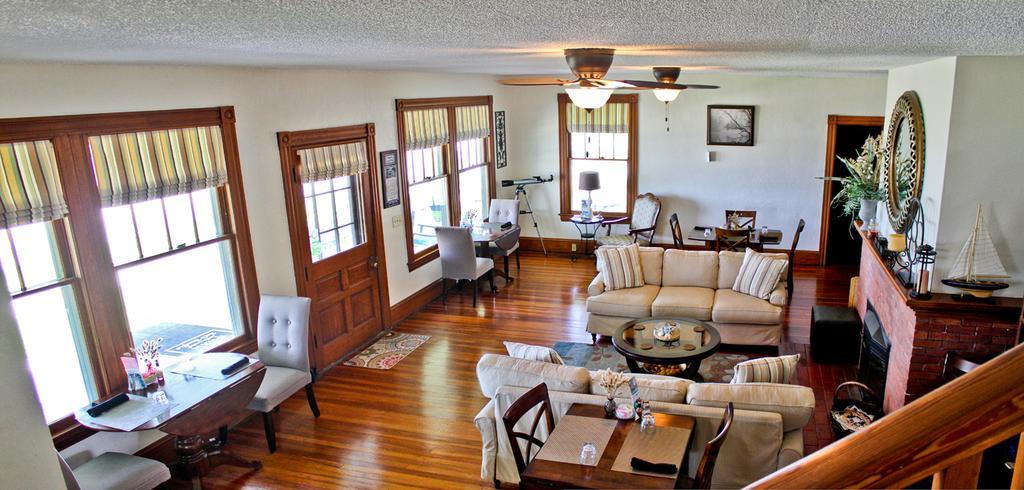 Night Swan Intracoastal Bed & Breakfast New Smyrna Beach Ngoại thất bức ảnh