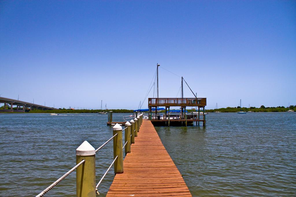 Night Swan Intracoastal Bed & Breakfast New Smyrna Beach Ngoại thất bức ảnh