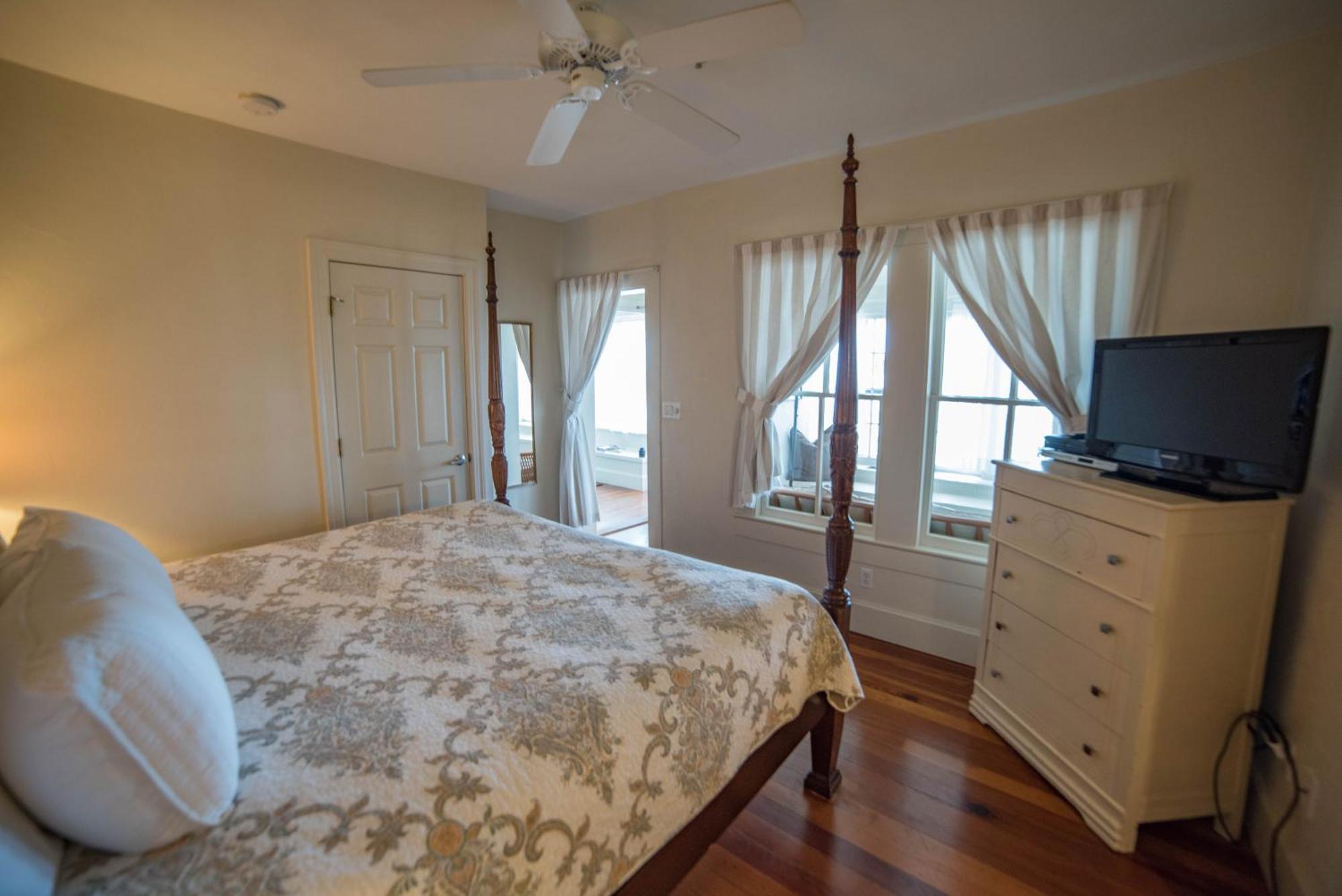 Night Swan Intracoastal Bed & Breakfast New Smyrna Beach Ngoại thất bức ảnh